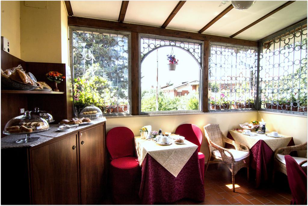B&B Degli Amici Ciampino Extérieur photo