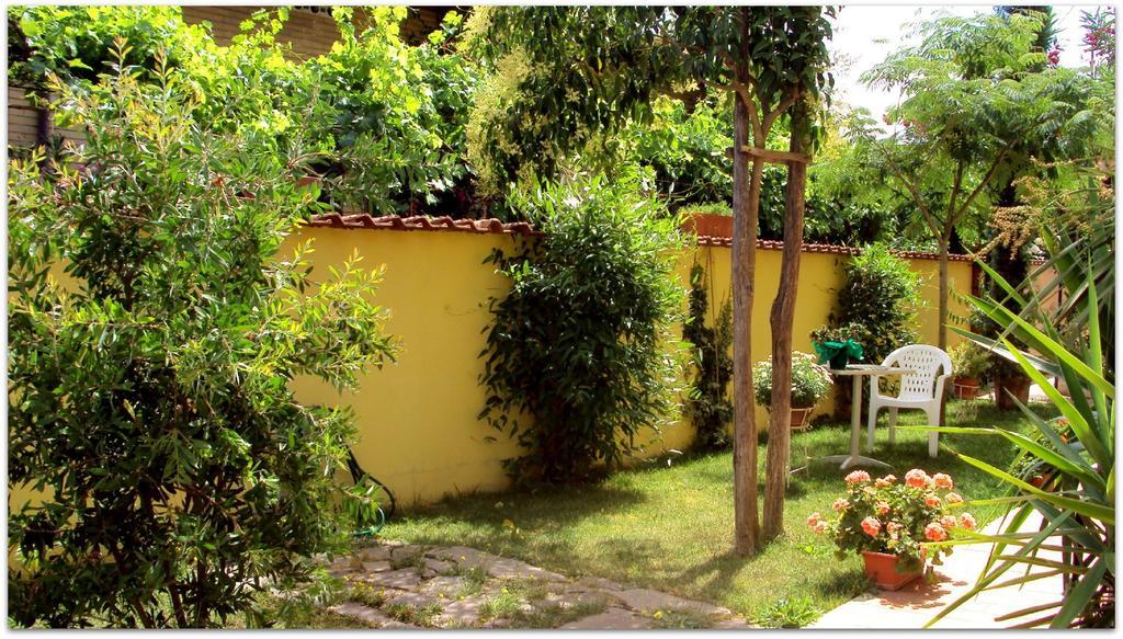 B&B Degli Amici Ciampino Extérieur photo